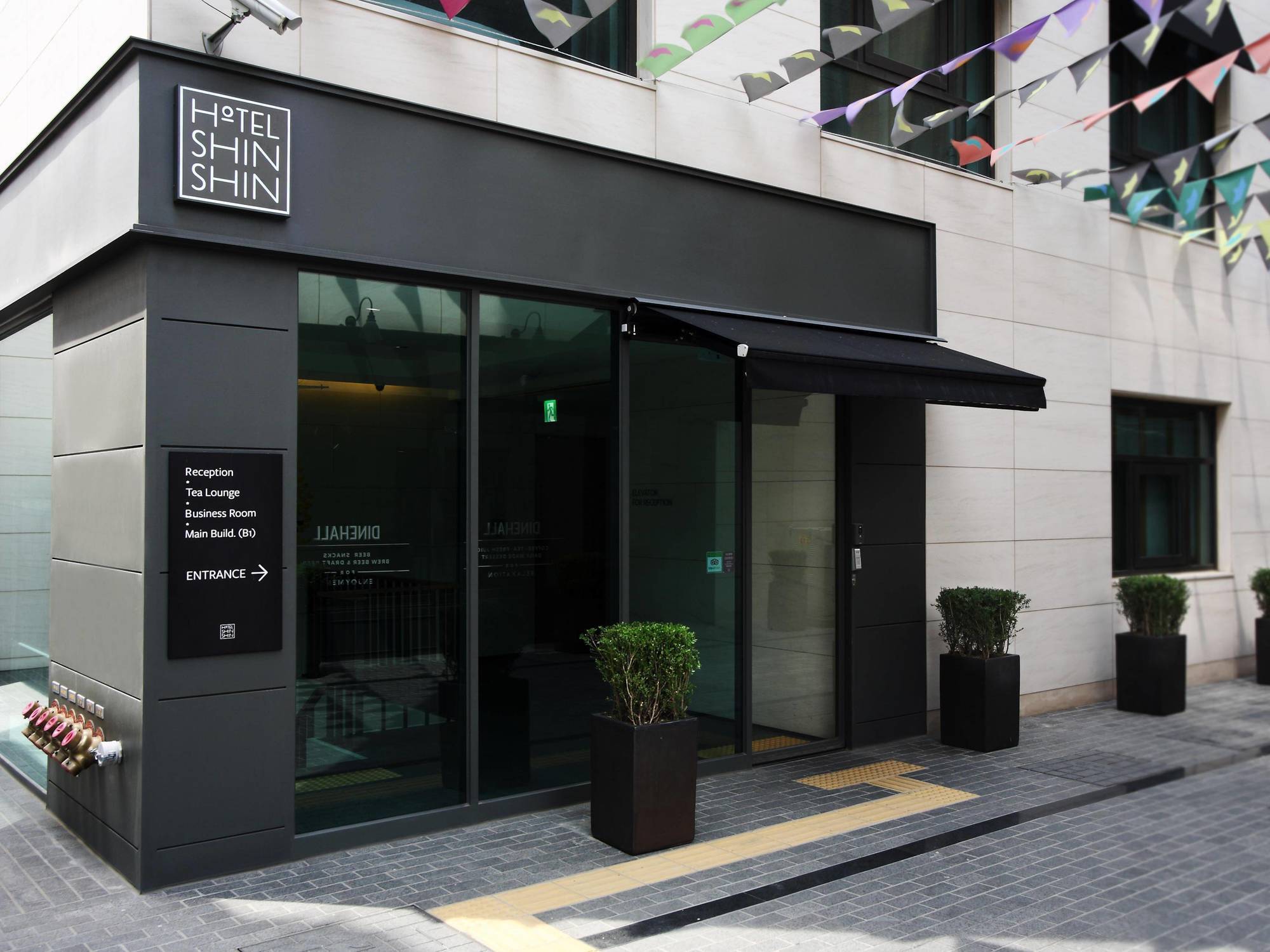 Seoul Hotel Shinshin Myeongdong Exterior photo